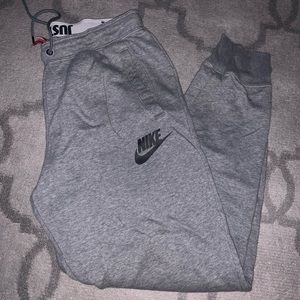 ‼️SOLD‼️Gray Nike joggers